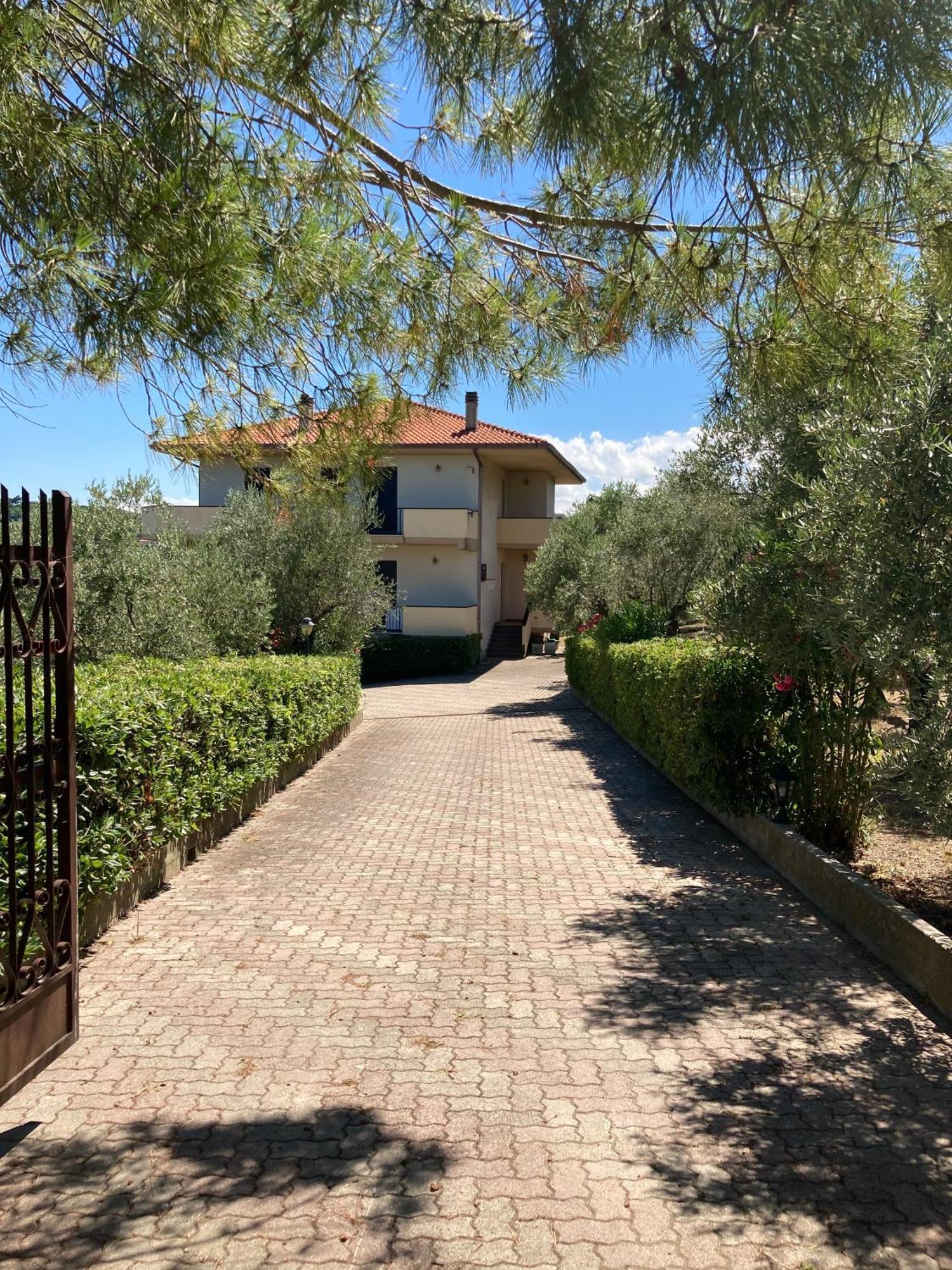 Mutignano La Foresteria- Azienda Agricola Garra מראה חיצוני תמונה